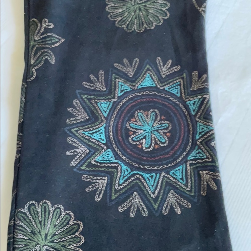 Boho Aztec Print Pants - Picture 2 of 11